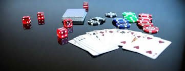 Simbol liar dan pencar dalam permainan Fa Cai Shen Deluxe