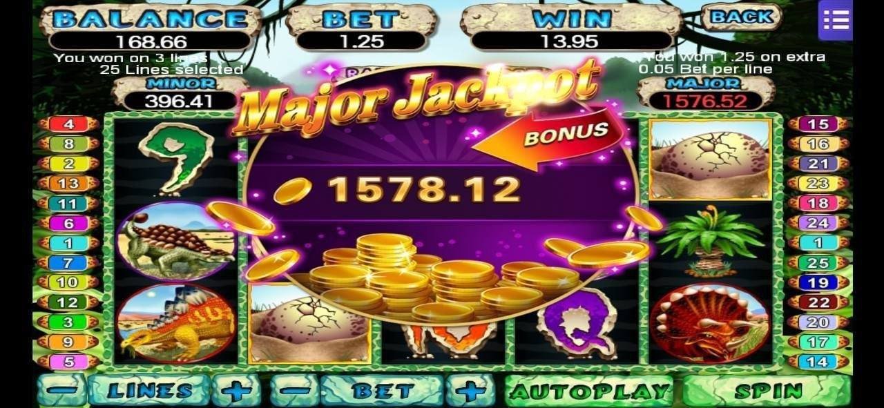 Tampilan antarmuka permainan Lucky Neko di platform blackshark dengan simbol keberuntungan bertema Asia